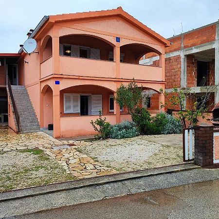 Apartmani Zdenka Vir Esterno foto