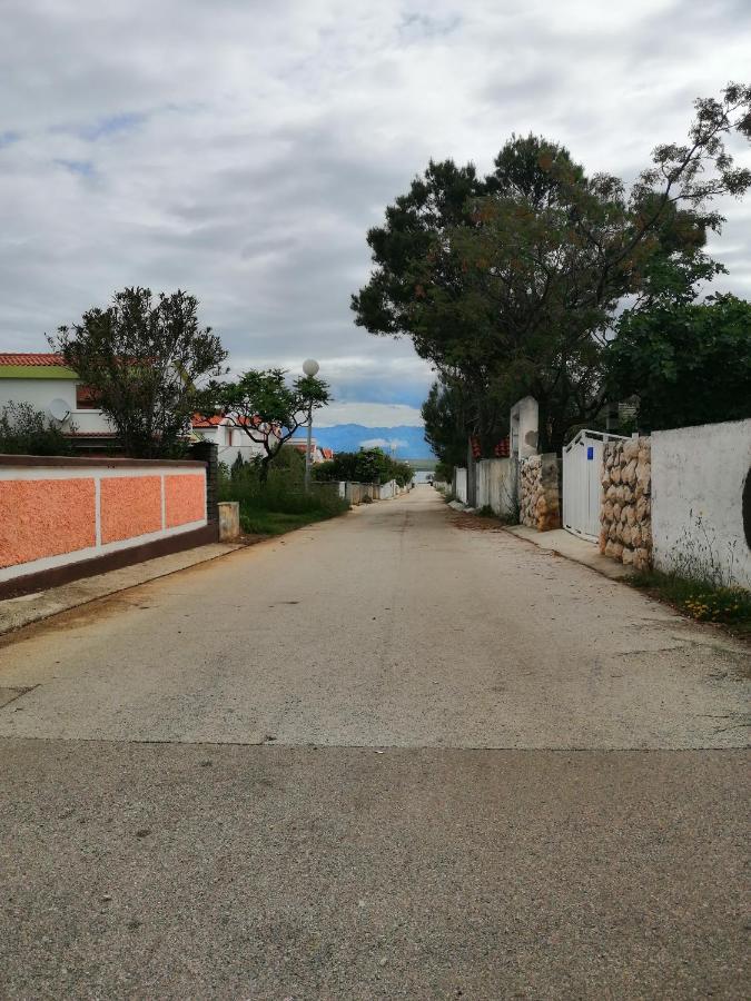 Apartmani Zdenka Vir Esterno foto